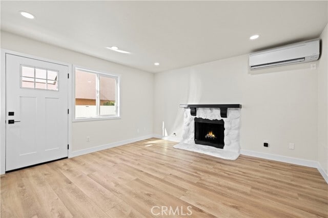 Photo - 21209 De La Guerra St