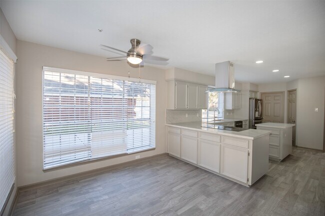 Photo - 2108 Olympic Dr