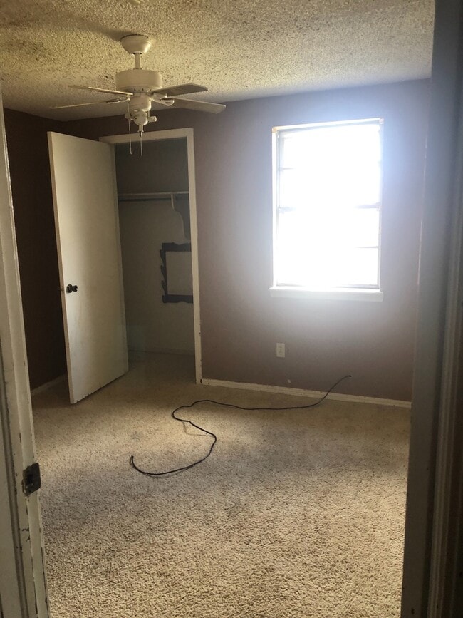 Photo - 3 BED 2 BATH NEXT TO OCCC!!