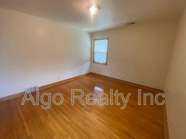 Photo - 2419 Plymouth Ave N