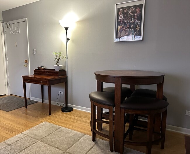 Photo - 2336 N Commonwealth Ave Unit 303