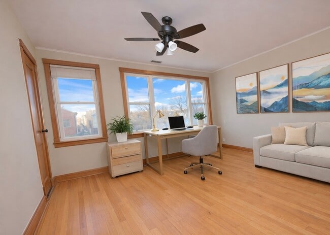 Photo - 2128 W 24th St