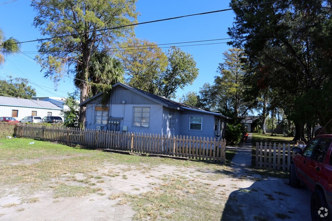 Photo - 4611 N Hubert Ave