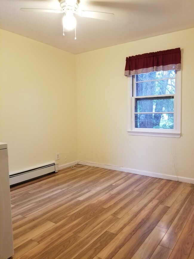 Photo - 30 Hobson Ave