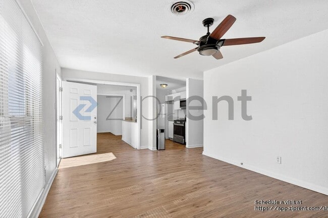 Photo - 5105 Willie St