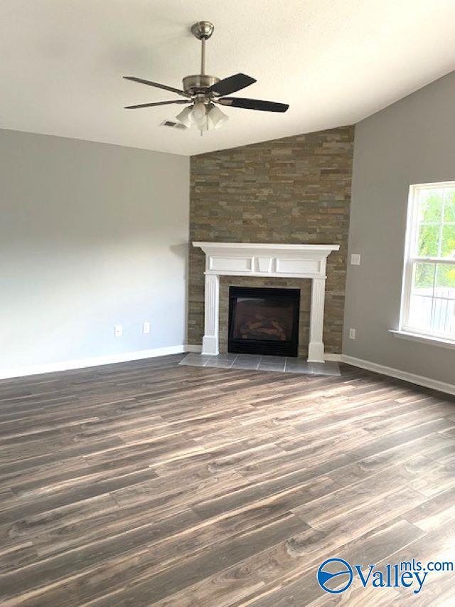 Photo - 222 Silverbreeze Ct