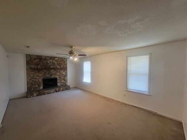 Photo - 2803 Ptarmigan Rd