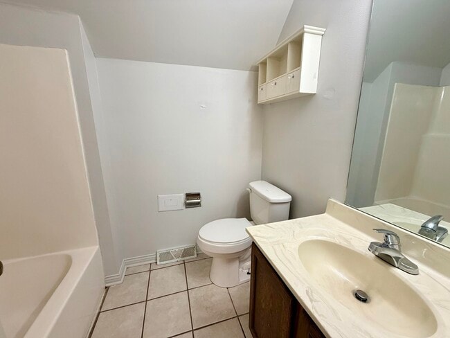 Photo - 1150 Horsemans Ln