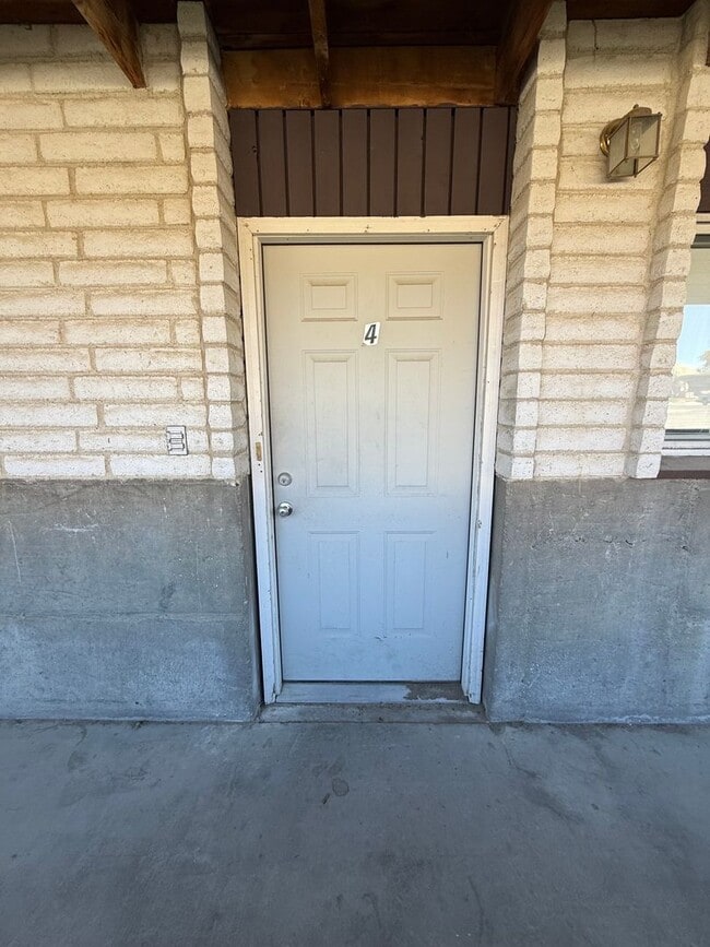 Photo - CS-1070 E 800 N Unit 1070 E 800 N #4