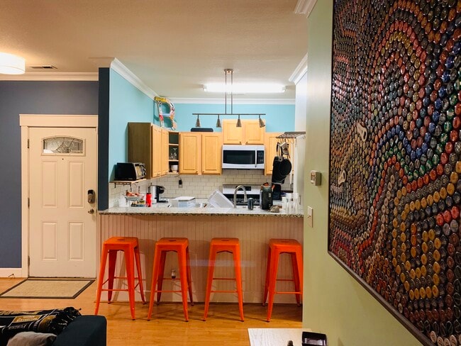 Photo - 428 E 11th St