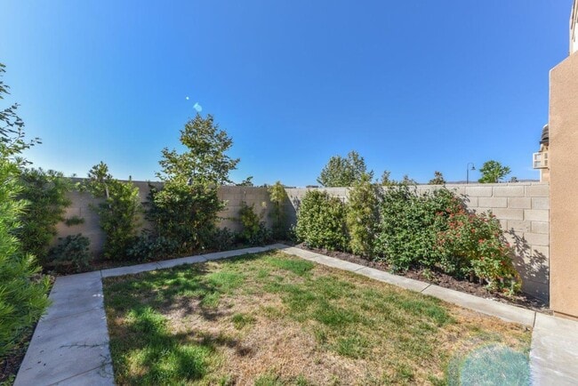 Building Photo - 4bd/4.5ba Single Family House w/ VIEW Gated Community Altair Irvine for rent