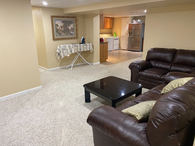 Photo - 8809 Royal Crest Dr