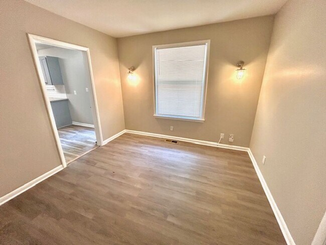 Photo - Move In Special-$500 off first month's rent- 3-bedroom 1.5 bath charming home with spacious yard.