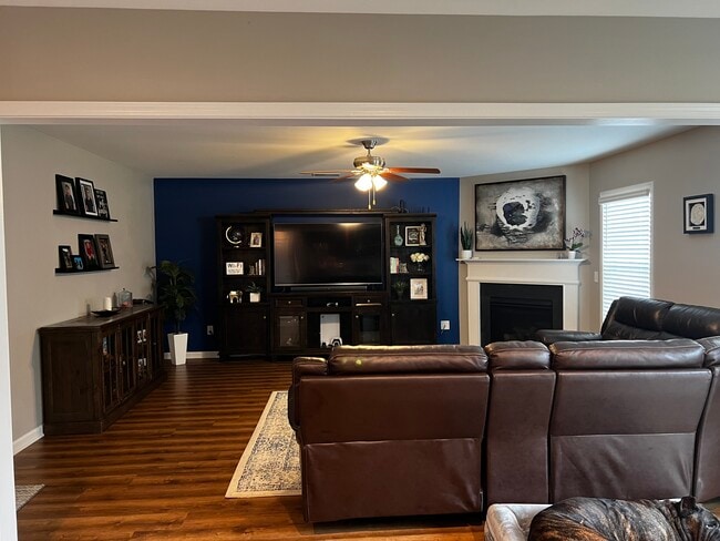 Photo - 934 Native Rye Wy