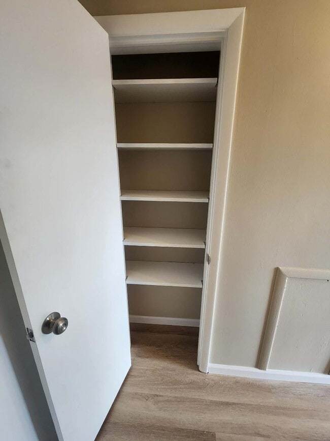 Photo - 1654 Abbott Rd