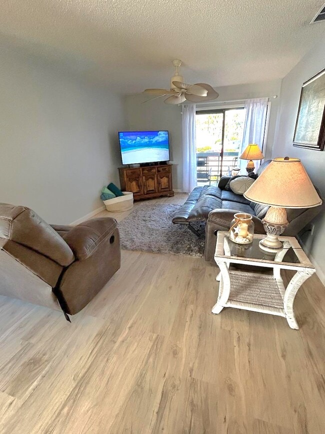 Photo - 4411 Sea Mist Dr