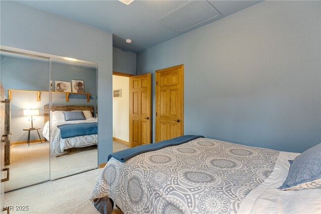 Photo - 3935 White Fir Way