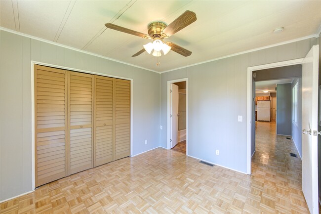 Photo - 15357 Daniel Boone Trail