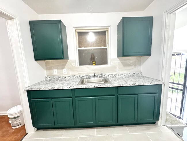 Photo - 9219 McKinney St