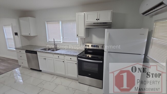 Photo - 807 S Hardy Ave