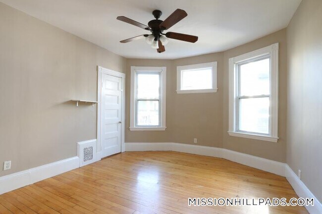 Photo - 1 Parker Hill Terrace Unit 3