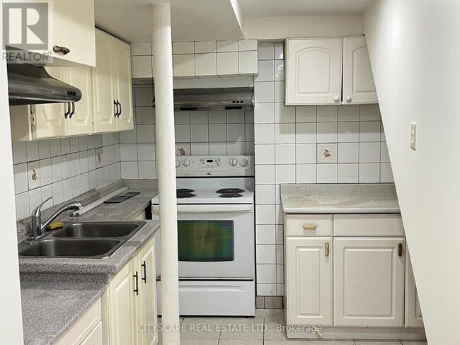 Photo - 4813 Creditview Rd