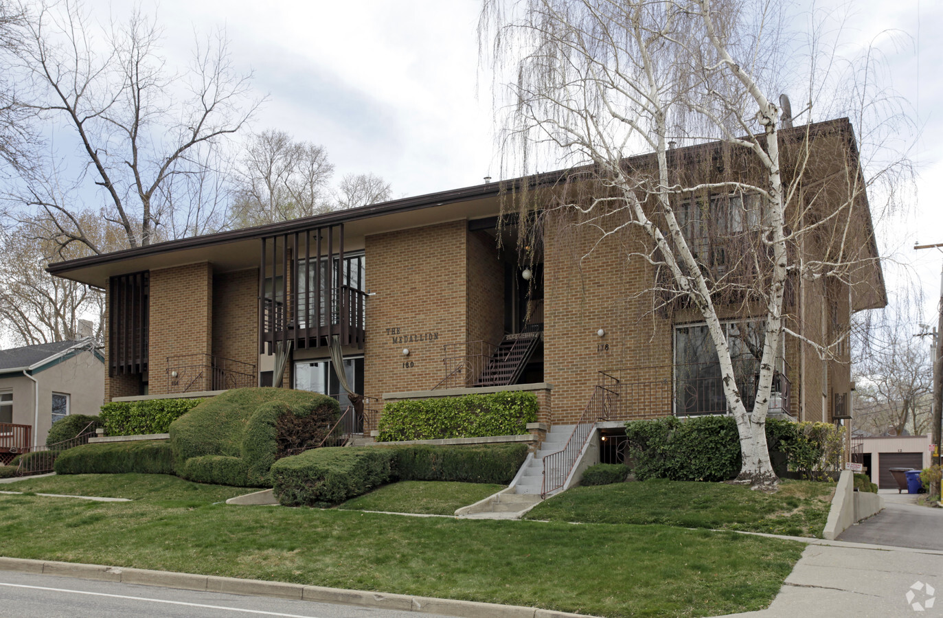 Photo - The Medallion Apartments