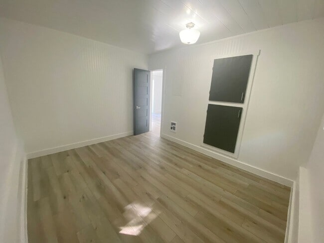 Photo - 669 W Marine Dr Unit 669 W. Marine Dr. #3