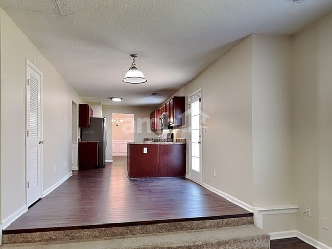 Photo - 1124 Stepping Stone Ln