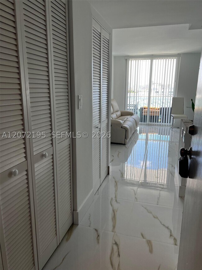 Photo - 1035 West Dr Unit 803