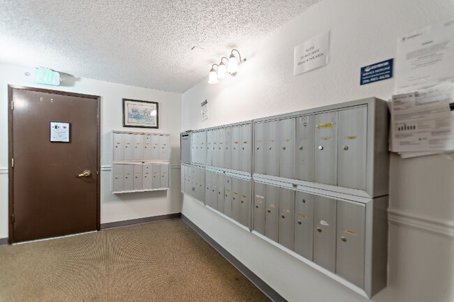 Photo - 11540 Pinehurst Way NE Unit 405
