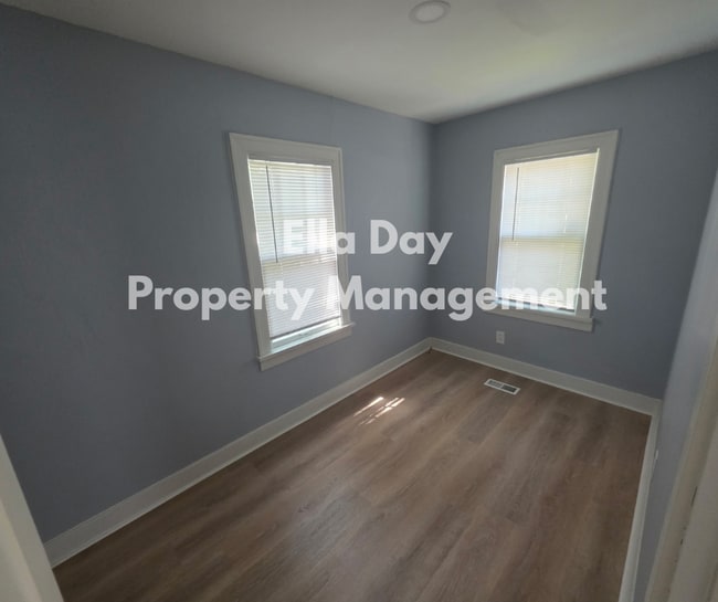 Photo - 1002 S Topeka St
