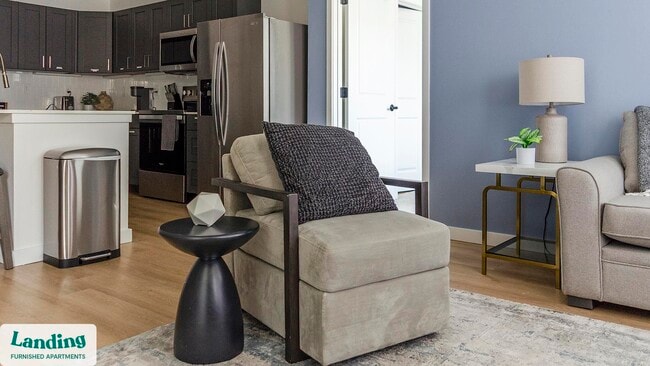 Photo - 650 N Main St Unidad 318