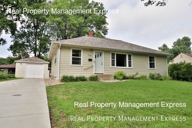 Beautiful 4 bedroom 2 bathroom single fami... - Beautiful 4 bedroom 2 bathroom single fami... Casa