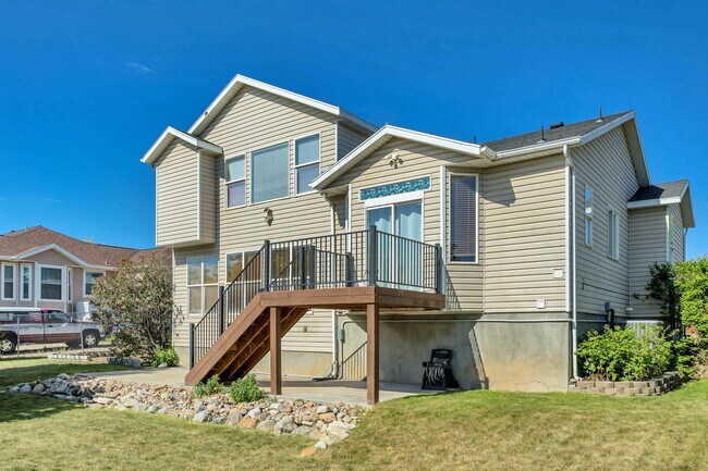 Photo - 8847 Mountain Vista Dr