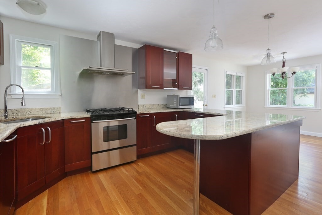 Photo - 66 Pelham St Rental