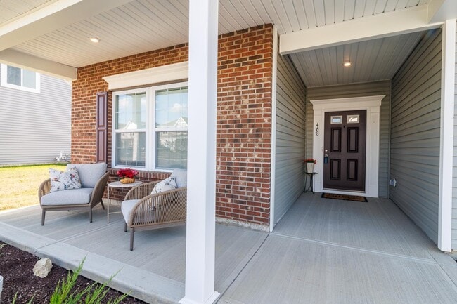 Photo - 468 Rochdale Run