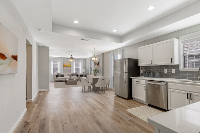 virtually staged - 1123 W Morgan St