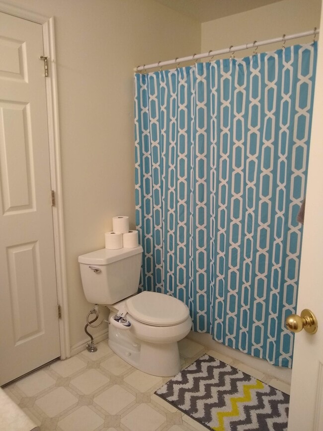 Photo - 218 Stirling Pl