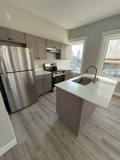 Building Photo - 566 Main St Unit 201