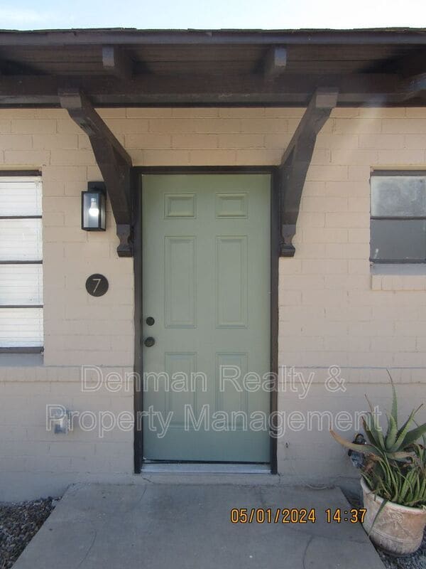 Building Photo - 4306 N 12th St