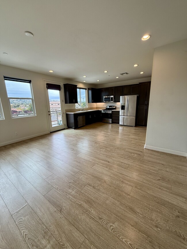 Photo - 311 Oak Hill Rd