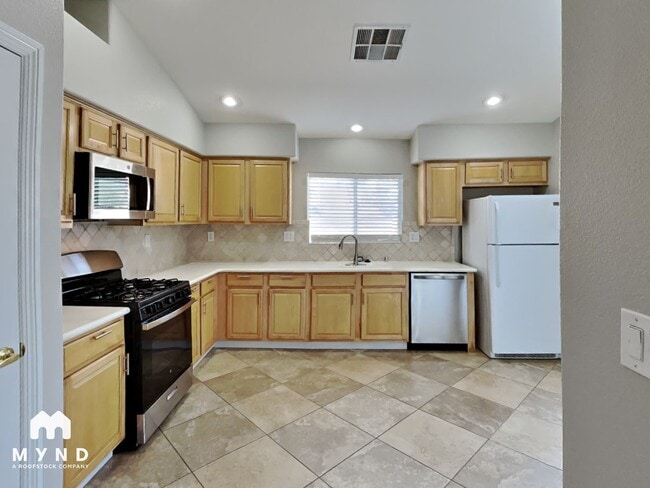 Photo - 10429 Aloe Cactus St