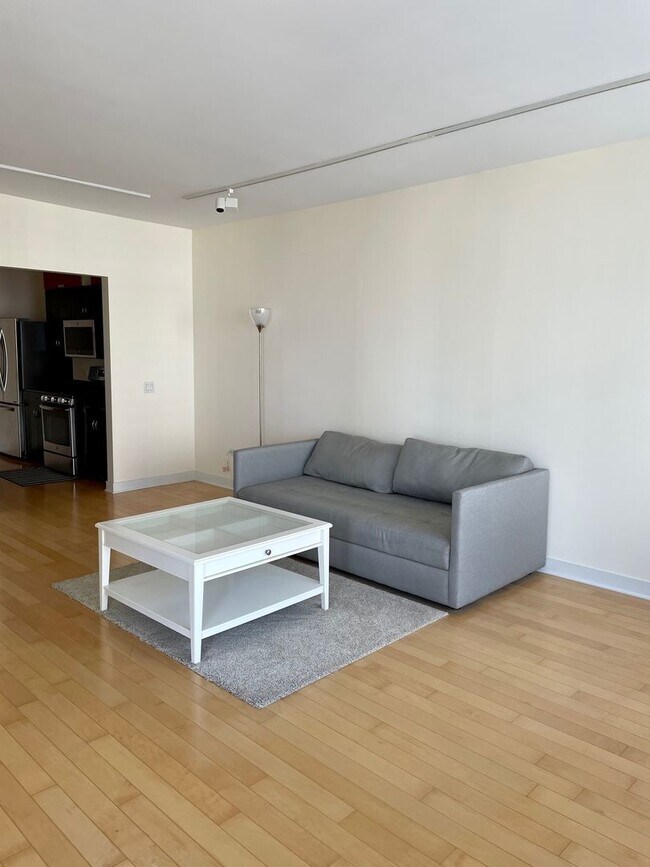 Photo - Luxury 1bed/1bath AVAILABLE in the LOOP