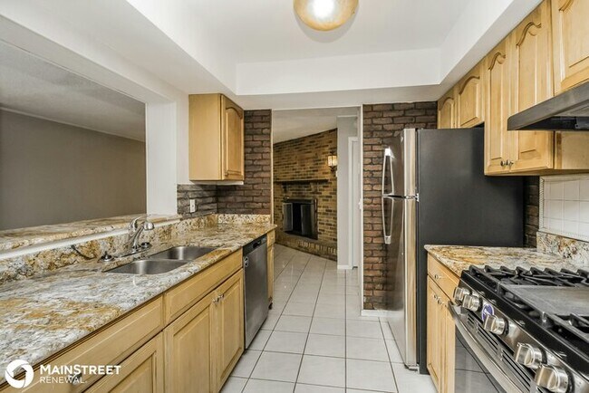 Photo - 227 Waverly Dr