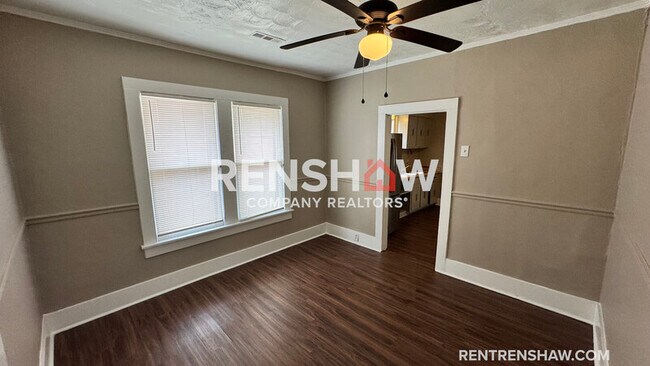 Photo - 3644 Faxon Ave