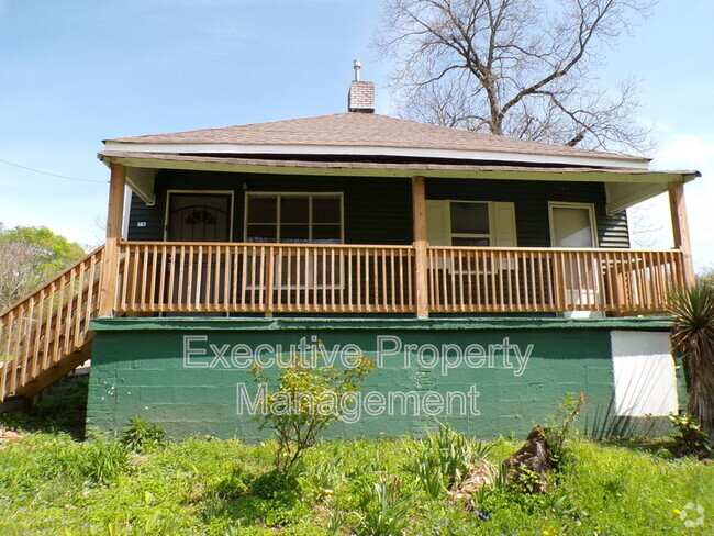 Building Photo - 1113 Portland St Rental