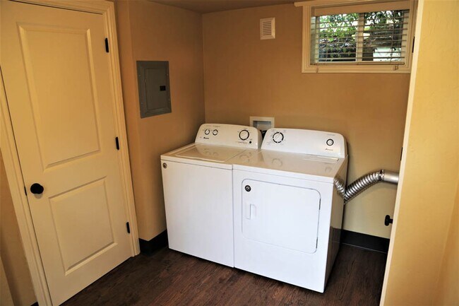 685 SE Vera Ave Unit 685Veradwn
