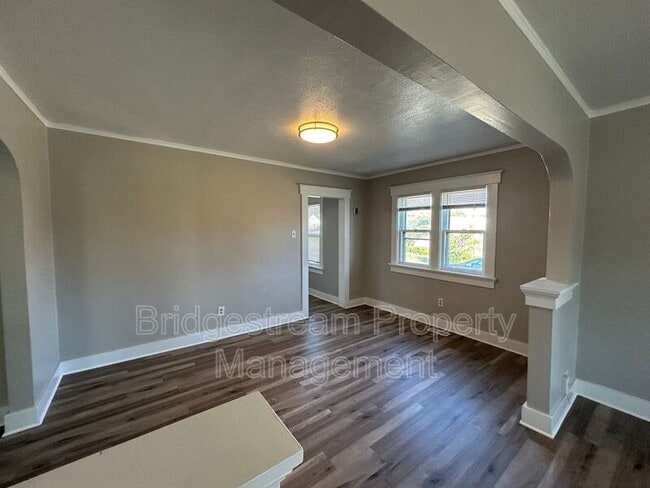 Photo - 1729 Patterson Rd