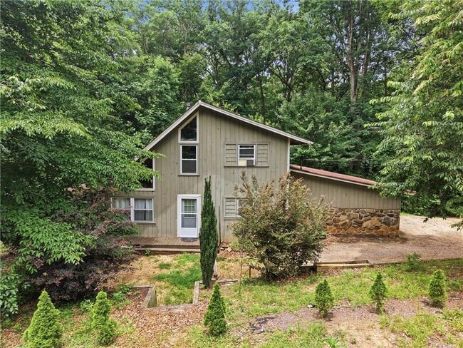 Photo - 3349 Chestatee Rd